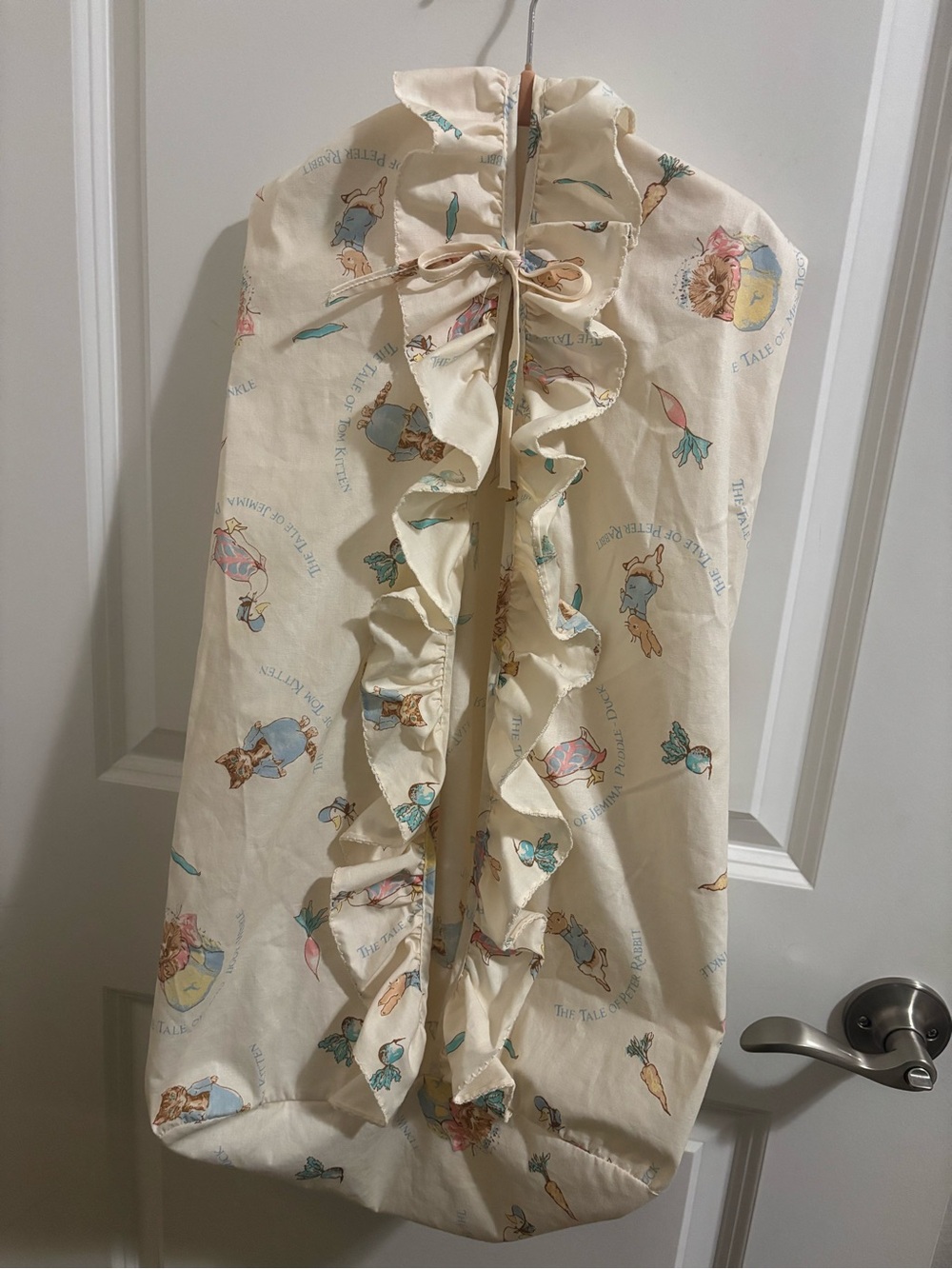 Beatrix Potter Quiltex Cream Ruffled Diaper Stacker Pastel Storybook Print